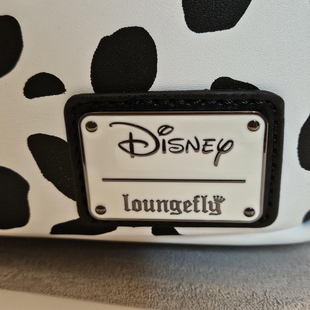 Disney Loungefly Cruella De Vil Mini Backpack - Picture 2 of 13